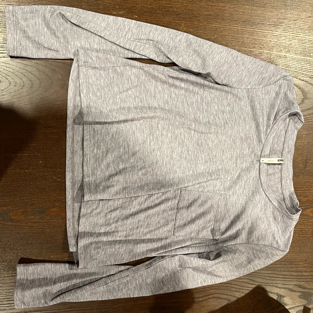 Women’s long sleeve crop top